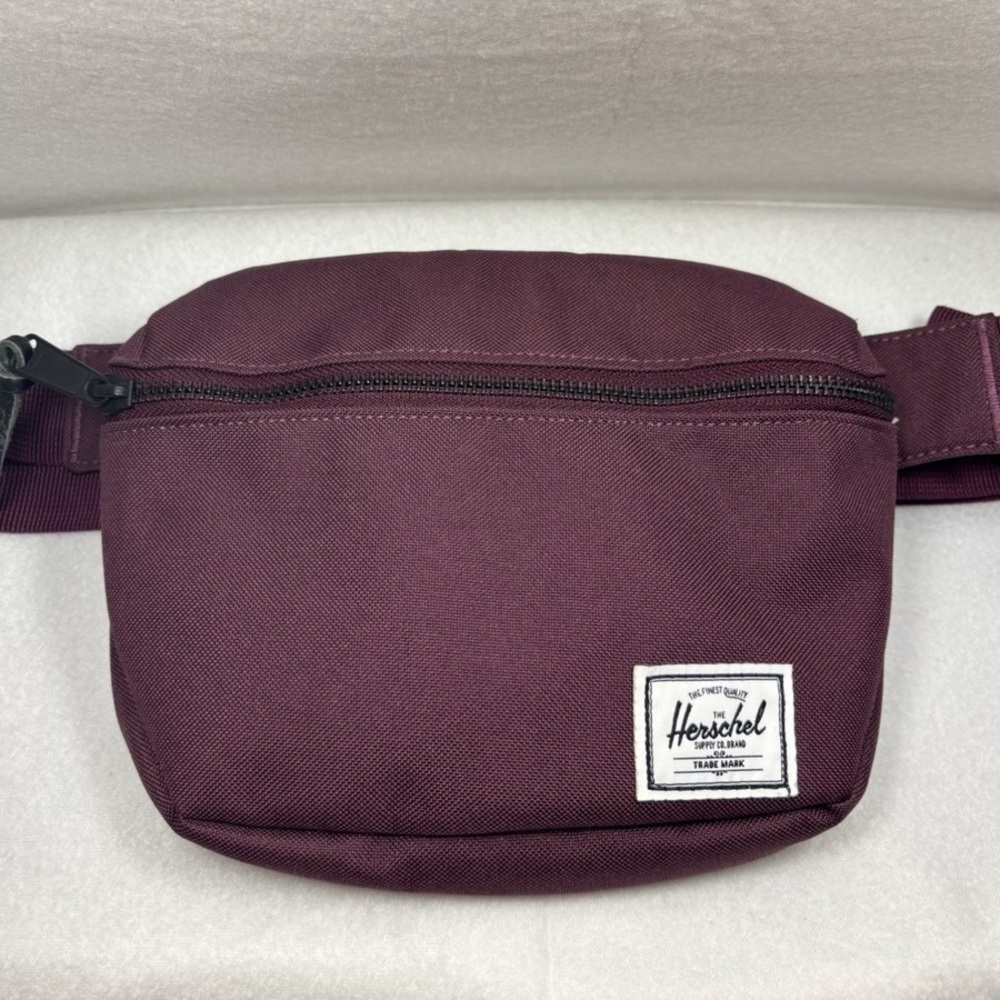 Herschel Supply Co. Classic Hip Pack-Fanny Pack-Waist Bag-Maroon-Zip-Buckle - Picture 2 of 11
